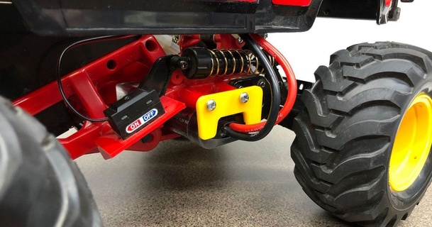 tamiya orv chassis battery retainer olaf330 3D Models Hobby & Makers RC Robotics beetle frog blackfoot brat 3d print model - Mito3D