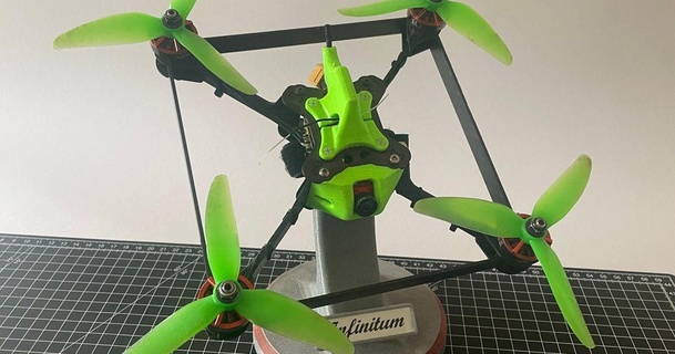 rc drone stand patrick0801 3D Models Hobby & Makers RC Robotics display 3d print model - Mito3D