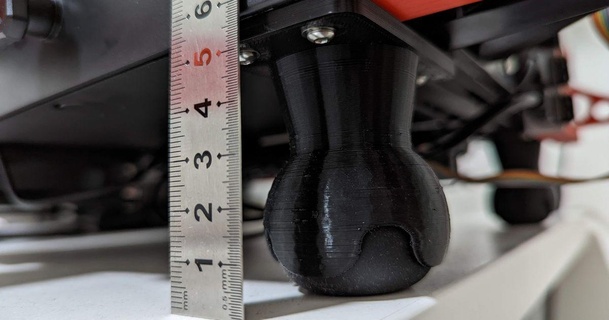 ender 3 v2 écraser Balle pieds 56mm dégagement slot monter Benhopperau 3D modèles imprimantes mises niveau ventilateur ender3v2 squashball 3d print model - Mito3D