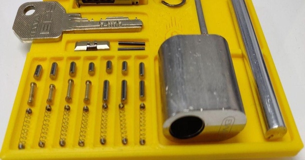 lock pinning tray sp assa 7 pins saspes 3D Models Hobby & Makers Tools dissassemble dissassembly loacksmith lockpicking 3d print model - Mito3D