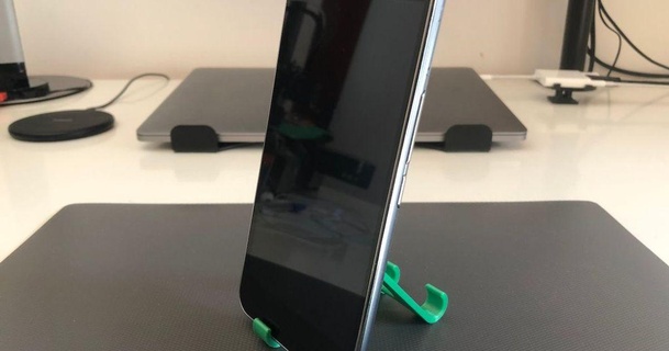 adks einfach doppelt seitig Telefon Stand adarkstudio 3D Modelle Gadgets tragbar Geräte Android androidstand Halter Unterstützung iPhone 3d print model - Mito3D