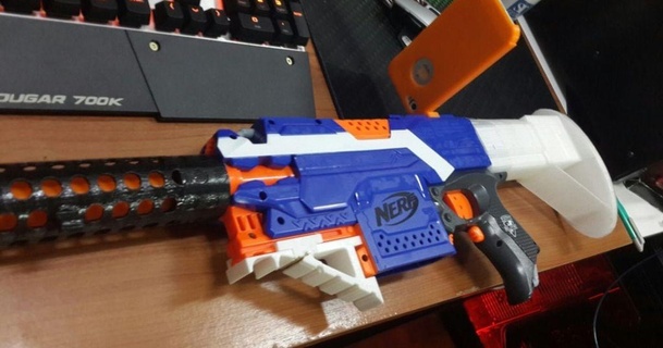 iphone 5 nerf visión erkark 3D modelos juguetes juegos aire libre iphone5 carcasa Iphone arma Nerf 3d print model - Mito3D