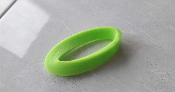 bius strip simple & connected kleiner lateiner 3D Models Learning Math math mathart thingiverse 3d print model - Mito3D