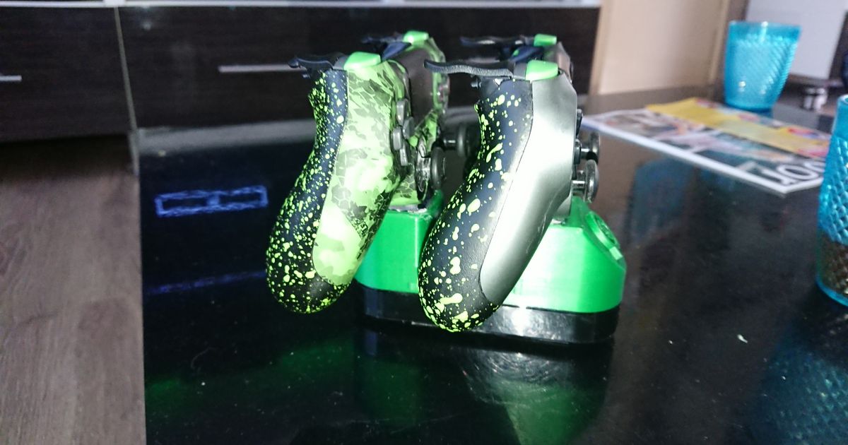 scuf infinito 4ps Pro controlador cargando muelle sneezle1980 descargar gratis stl modelo imprimiblescom 3d modelos artilugio estación juegos ps4 scufinfinity 3D print model - Mito3D