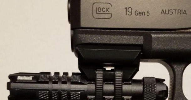 glock frente trilho alça monte ben branco 3D modelos Esportes ar livre lanterna flashlightholder arma fogo 3d print model - Mito3D