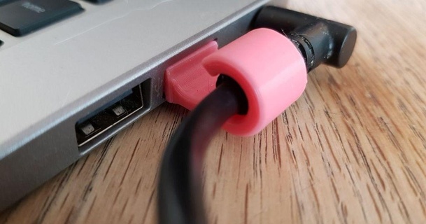 USB enchufe cable acortar nombre estrella 3D modelos artilugio ordenadores clip thingiverse 3d print model - Mito3D