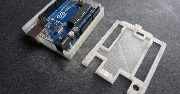 arduino uno snug case savagerodent 3D Models Hobby & Makers Electronics arduinoaccessory arduinocase arduinouno thingiverse 3d print model - Mito3D