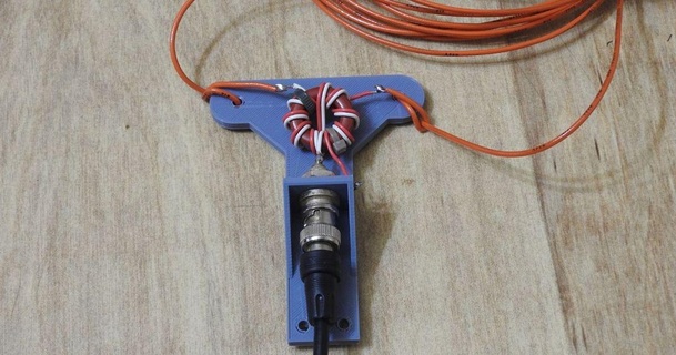 dipolo centrar bnc 1 balun kb9rlw 3D modelos pasatiempo hacedores electrónica thingiverse 3d print model - Mito3D