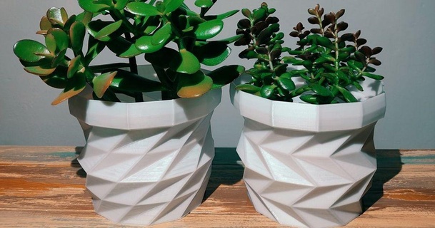triangulado flor maceta plantador conjunto amor maternal 3D modelos casa aire libre jardín florero planta 3d print model - Mito3D