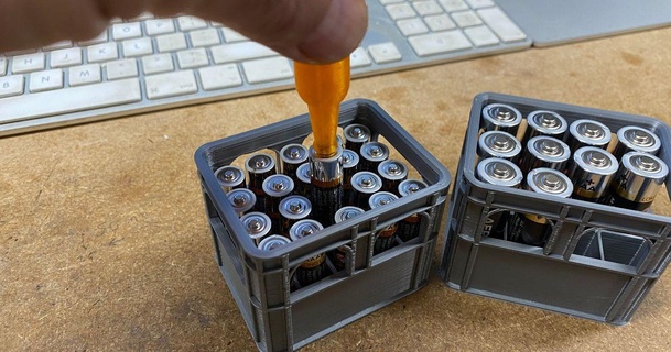 bouteille aimant outil 3d lutin 3D modèles loisir fabricants organisateurs batterie 3d print model - Mito3D