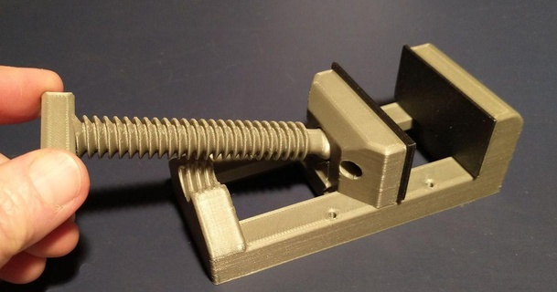 quick adjust half nut tornillo lobocnc 3D modelos pasatiempo hacedores herramientas 2 3d print model - Mito3D