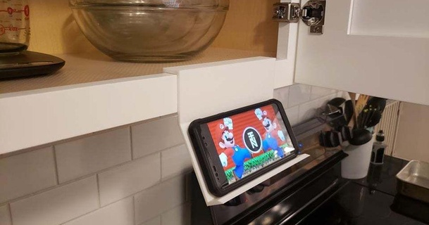 aufhängen Kabinett Telefon Stand Slip Knotens 3D Modelle Haushalt Küche Kochen Youtube Samsung Telefonständer 3d print model - Mito3D