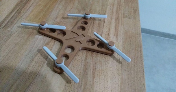 jouet quadcopter drone double soutenir relever 3D modèles jouets Jeux multicopter 3d print model - Mito3D