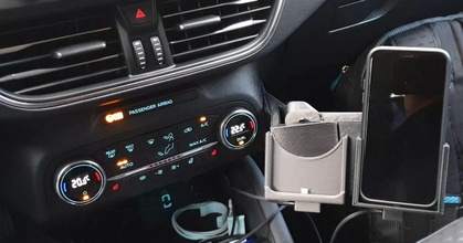 Ford Fokus 2020 dashmount Wagen abnehmbar Telefon schlau download frei stl Modell Printablescom 3d Modelle Hobby Macher Automobil carmount iphonecarmount iphonemount montieren Telefonhalterung 3d print model - Mito3D