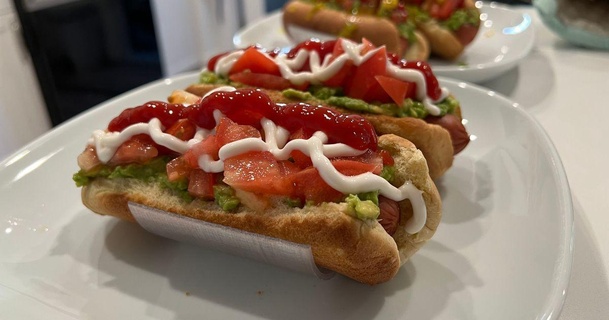 minimal dual hotdog holder radutzan 3D Models Household Kitchen dog hot modern 3d print model - Mito3D