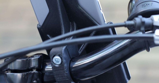 iphone 6 guidon monter vélo canardiain 3D modèles sports Extérieur chose universelle 3d print model - Mito3D