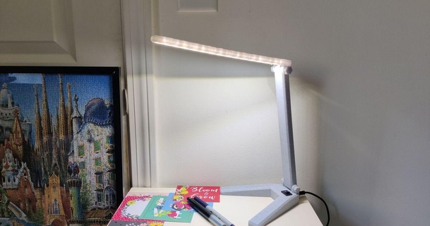 einfach LED Schreibtisch Lampe Takarock 3D Modelle Haushalt Büro Licht 3d print model - Mito3D