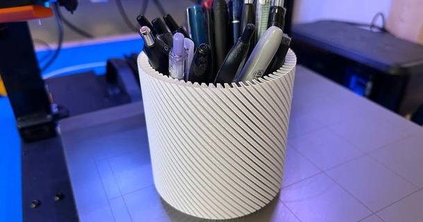 tactile spiral vase pen cup donaldsayers 3D Models Household Office holder pencil vasemode 3d print model - Mito3D