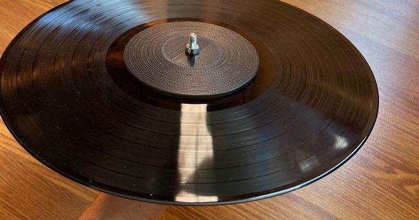 vinyle record titulaire soutien manipuler vengeur 3D modèles gadgets l'audio vinyle disque vinyle 3d print model - Mito3D