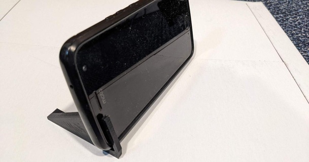 Zelle Telefon Stand minimalistisch sparsamer Papa 3D Modelle Gadgets tragbar Geräte klein minimal Stativ 3d print model - Mito3D