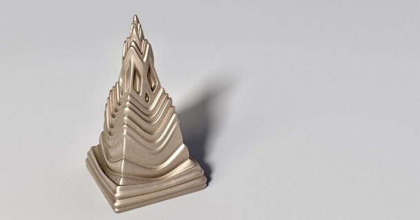 Pyramide fließen Rossmacher 3D Modelle Kunst Design Skulpturen Dekoration Trophäe Verliese Drachen vergeben 3d print model - Mito3D