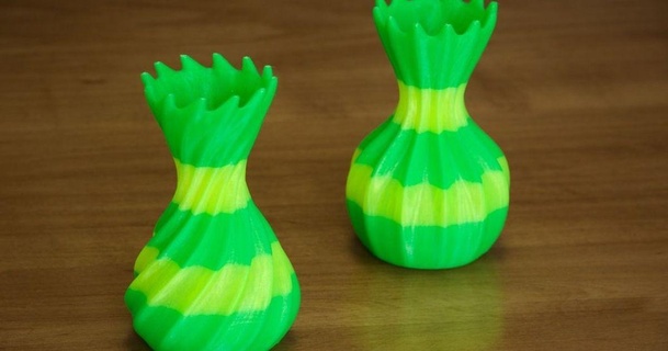 ondulato vaso destriero 3D Modelli domestico Casa attrezzature pentola decorazione spirale organico 3d print model - Mito3D