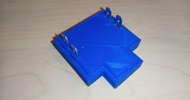 batería terminal makita 18v adaptador remezclar axel 3D modelos pasatiempo hacedores herramientas tapa makita18v 3d print model - Mito3D
