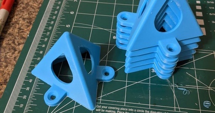 painter's pyramid screw bosses 3 sizes draxxman download free stl model printablescom 3d models hobby & makers tools 3d print model - Mito3D