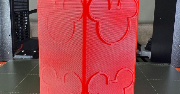 Mickey relieve bolígrafo taza espiral florero velo noche 3D modelos casa oficina disney Mouse portalápices 3d print model - Mito3D