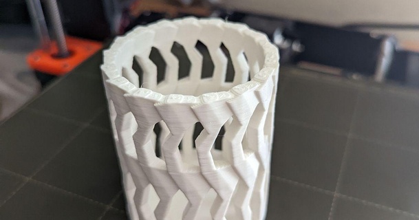 Öz kule dolma kalem Fincan sonsuz x 3D modeller ev halkı ofis öpücük 3d print model - Mito3D