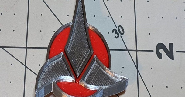 magnetic klingon badge 8mm magnets dorffmeister 3D Models Costumes & Accessories Props startrek thingiverse 3d print model - Mito3D