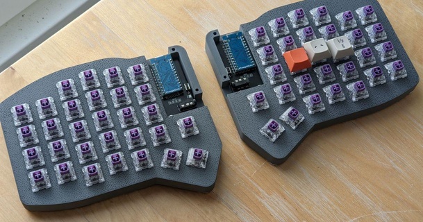 químico Dividido teclado caso bainha puhanialma 3D modelos aparelhos computadores 3d print model - Mito3D
