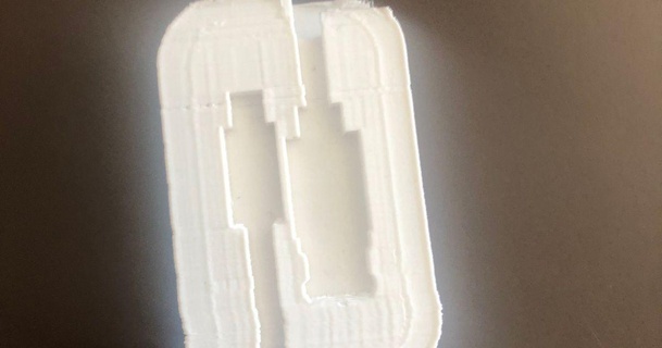 Veranstalter Kabel Fasqueline 3D Modelle Kostüme Zubehör Requisiten Telefon Chargeur 3d print model - Mito3D