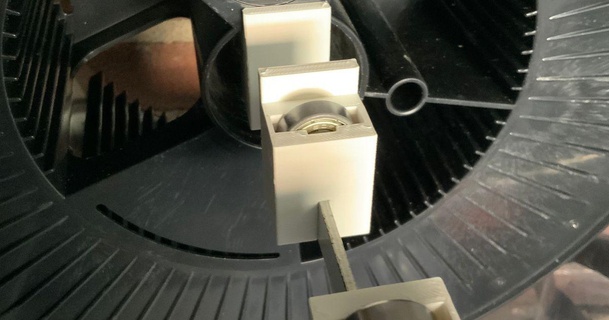 Filament Lager Spule Halter Unterstützung Mauer Schiene System system benutzt 1kg 3kg 5kg Filamente togawamanabu 3D Modelle Drucker Zubehör Spulenhalter 3d print model - Mito3D