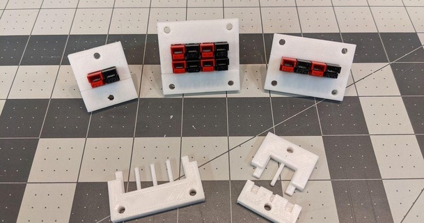 anderson powerpole panel mounts jasoncharlton 3D Models Hobby & Makers Electronics panelmount andersonpowerpole andersonplug 3d print model - Mito3D