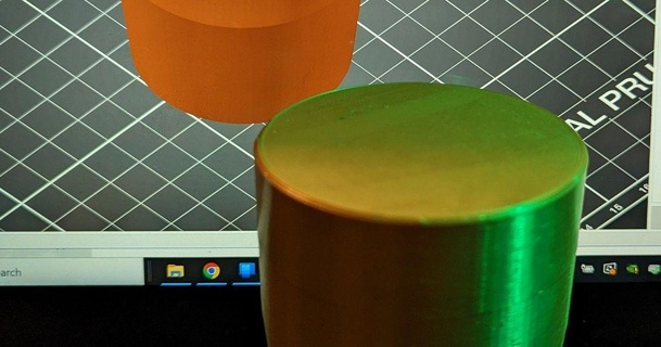 effiler pot pilule tube mupshot 3D modèles Ménage Accueil maison décor récipient tablette fileté casemate 3d print model - Mito3D