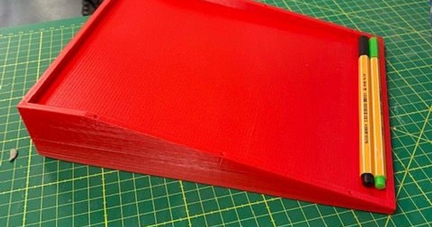dispensador lapices valeria 3D modelos pasatiempo hacedores organizadores lápiz marcador 3d print model - Mito3D