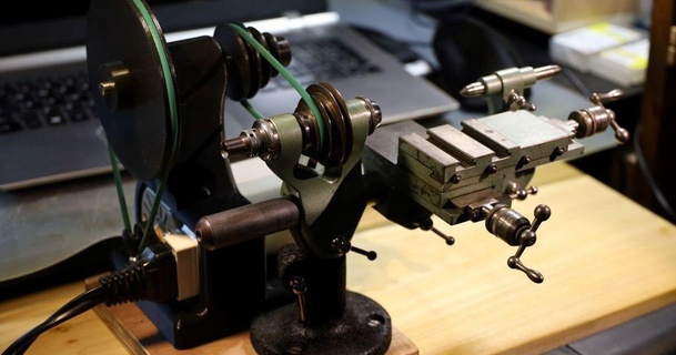 sewing máquina motor montar polea counter shaft relojeros torno trabajos 3D modelos pasatiempo hacedores herramientas coser thingiverse montaje eje secundario 3d print model - Mito3D