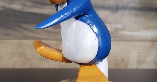 club pinguino figura nebulanoob 3D Modelli giocattoli Giochi azione figure statue nintendo disney amiibo 3d print model - Mito3D