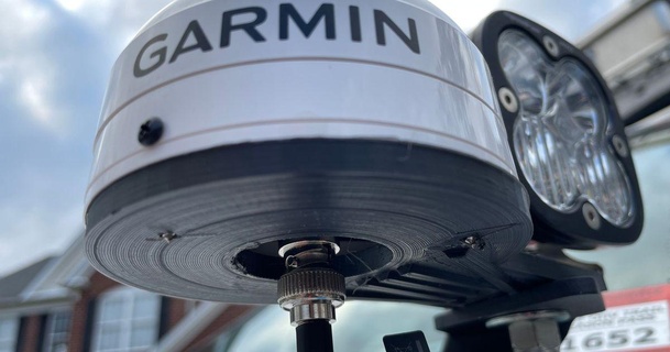 Garmin extern GPS Antenne montieren Graben Licht Darksideoverland 3D Modelle Hobby Macher Automobil 3d print model - Mito3D