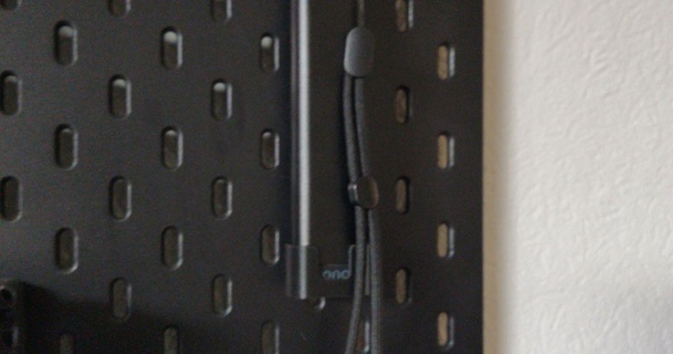 dérange titulaire soutien Ikea skadis chevalier 3D modèles gadgets portable dispositifs adaptateur téléphone intelligent carte SD universel cable USB 3d print model - Mito3D