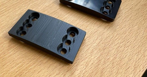 logitech g29 g920 g923 pedal espaciador mm baviera 3D modelos artilugio vídeo juegos 3d print model - Mito3D