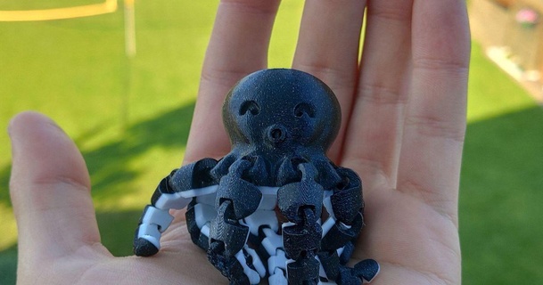 cute mini octopus improved v2 glacial 3D Models Gadgets Other keychain 3d print model - Mito3D