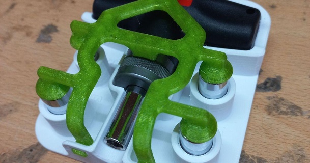 scatola immagazzinaggio ugello estrusore preset coppia chiave inglese manuelm 3D Modelli passatempo creatori utensili presa tubo dinamometrica 3d print model - Mito3D