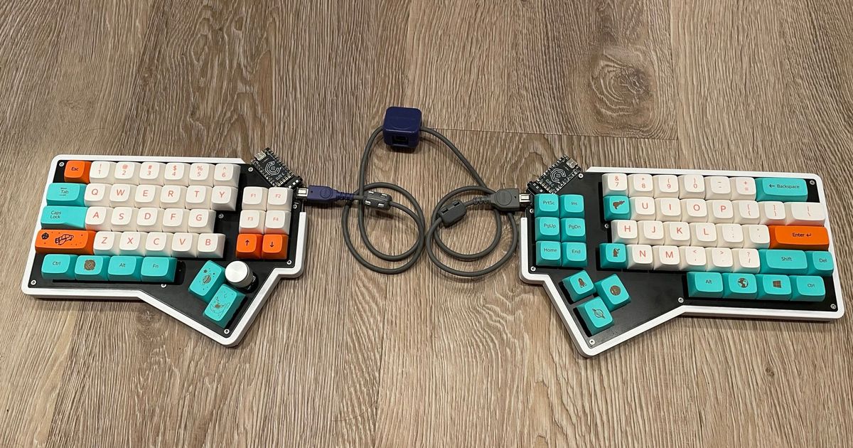 jogos Roy avançar teclado caso bainha fobos 3D modelos aparelhos computadores mecânico estojo dividido 3D print model - Mito3D