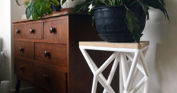 st1 côté table marchéonikle 3D modèles Ménage Accueil maison décor planteur meubles d'appoint 3d print model - Mito3D