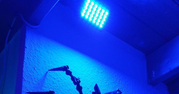 LED inundar ligero tomas filamentocom 3D modelos pasatiempo hacedores electrónica ws2812 ws2812b ledmount tira llevada ledholder 3d print model - Mito3D