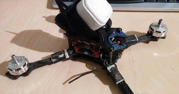 vanguardista devolver gopro sesión montar volador 3D modelos pasatiempo hacedores RC robótica axii montaje thingiverse 3d print model - Mito3D