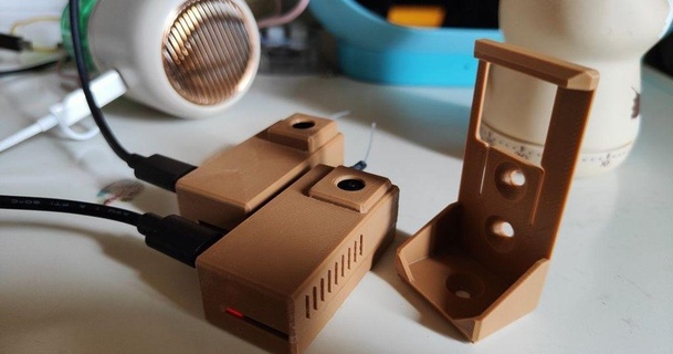 wifi camera case holder linlunson 3D Models Hobby & Makers RC Robotics xiaomi toycar 3d print model - Mito3D