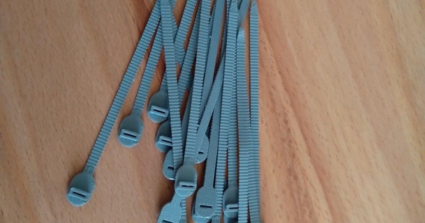 tyrap tie wrap ziptie cabo laços ben 3D modelos passatempo fabricantes organizadores gerenciamento cabos abraçadeiras tiewrap 3d print model - Mito3D